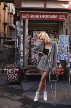 Kira Plaid Skirt -Larana Style Shop 200304 ASTR Napoli 0324 scaled