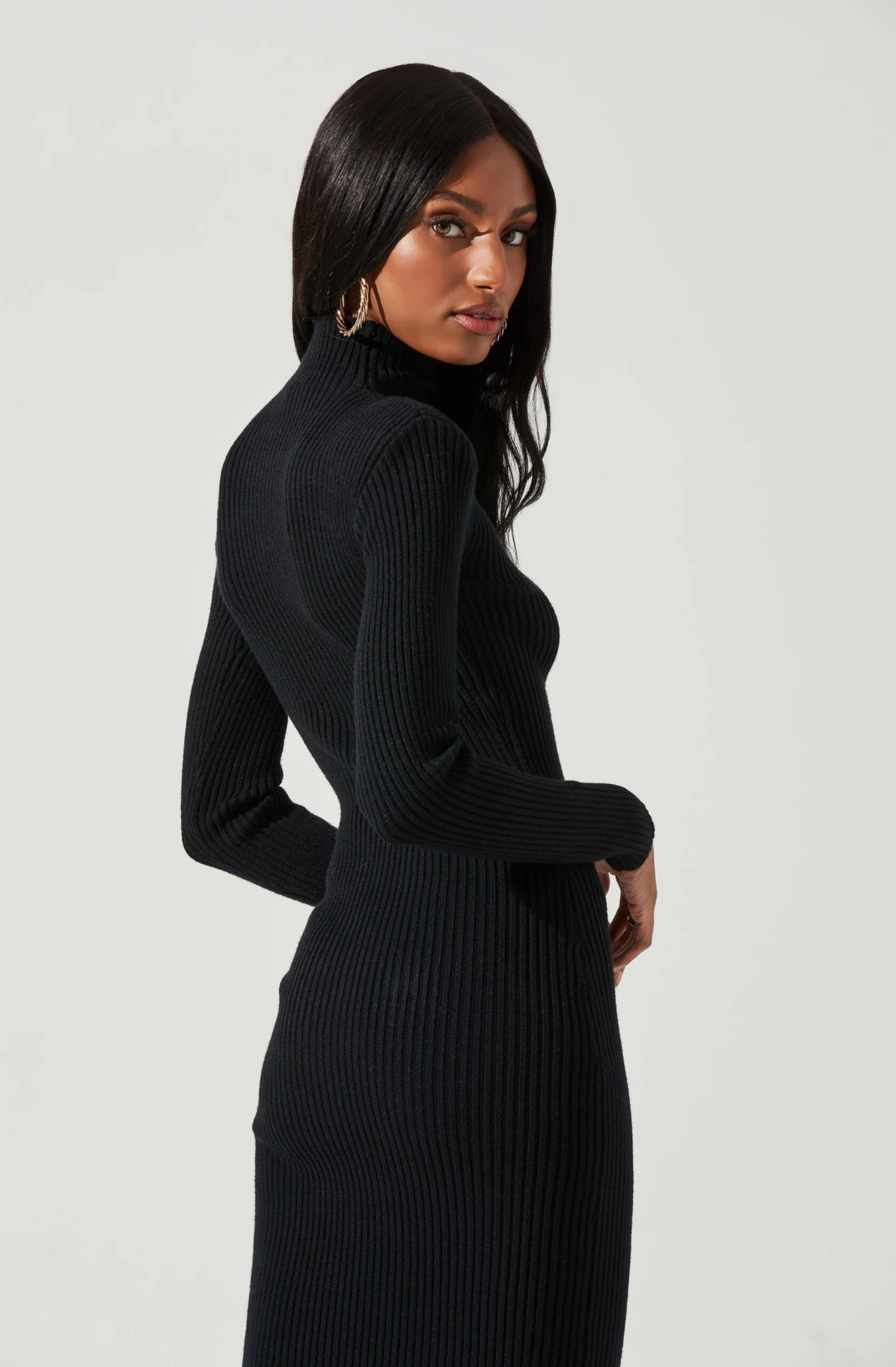 Abilene Long Sleeve Turtleneck Midi Sweater Dress 4 Abilene Long Sleeve Turtleneck Midi Sweater Dress - Image 4