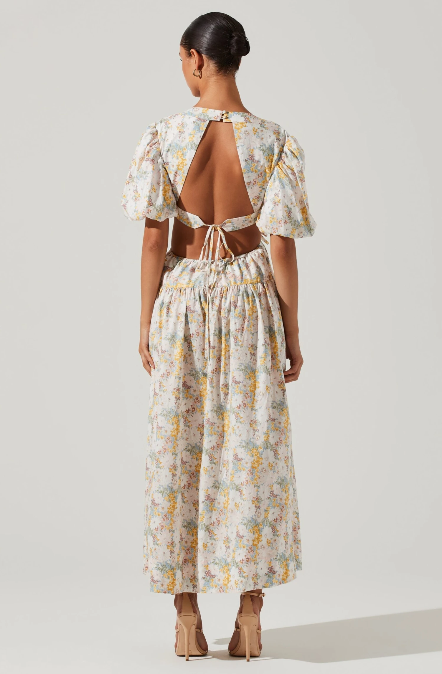 Shelby Floral Puff Sleeve Open Back Maxi Dress 5 Shelby Floral Puff Sleeve Open Back Maxi Dress - Image 5