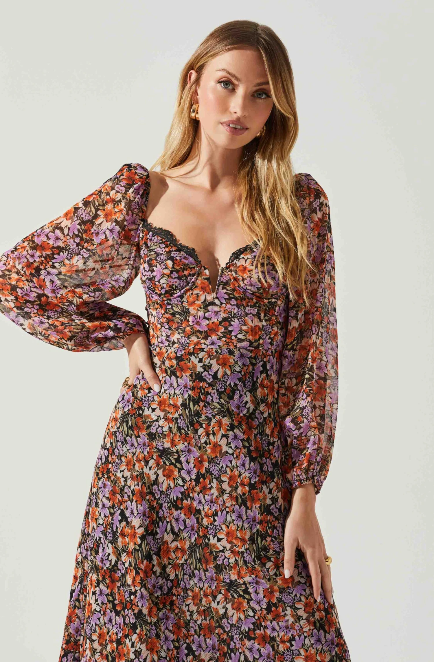 Sylvie Floral Puff Sleeve Midi Dress 4 Sylvie Floral Puff Sleeve Midi Dress - Image 4