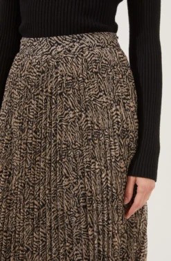 Animal Instinct Pleated Midi Skirt -Larana Style Shop ACS9070 BLACKTAUPEANIMAL 3 scaled