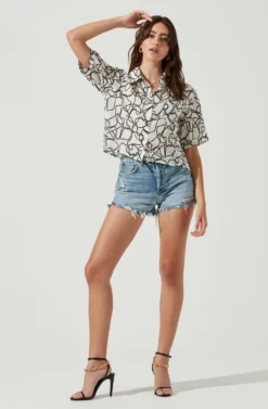 Chrysanthe Abstract Print Button Down Short Sleeve Top 9 Chrysanthe Abstract Print Button Down Short Sleeve Top -Larana Style Shop ACT16584B WHITEBLACKSKETCH 2 scaled