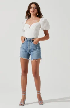 Daydreamer Sweetheart Seersucker Puff Sleeve Top -Larana Style Shop ACT16733B WHITE 1629 scaled