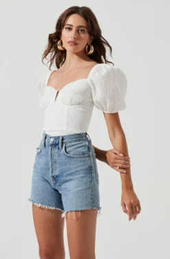 Daydreamer Sweetheart Seersucker Puff Sleeve Top -Larana Style Shop ACT16733B WHITE 1638 scaled