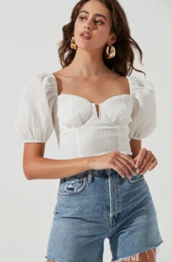 Daydreamer Sweetheart Seersucker Puff Sleeve Top -Larana Style Shop ACT16733B WHITE 1643 scaled