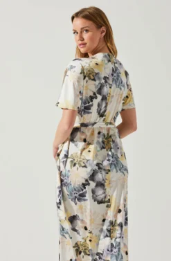 Floral Short Sleeve Wrap Front Maxi Dress 10 Floral Short Sleeve Wrap Front Maxi Dress -Larana Style Shop ADR101628 CHARCOALTAUPEFL 6 scaled