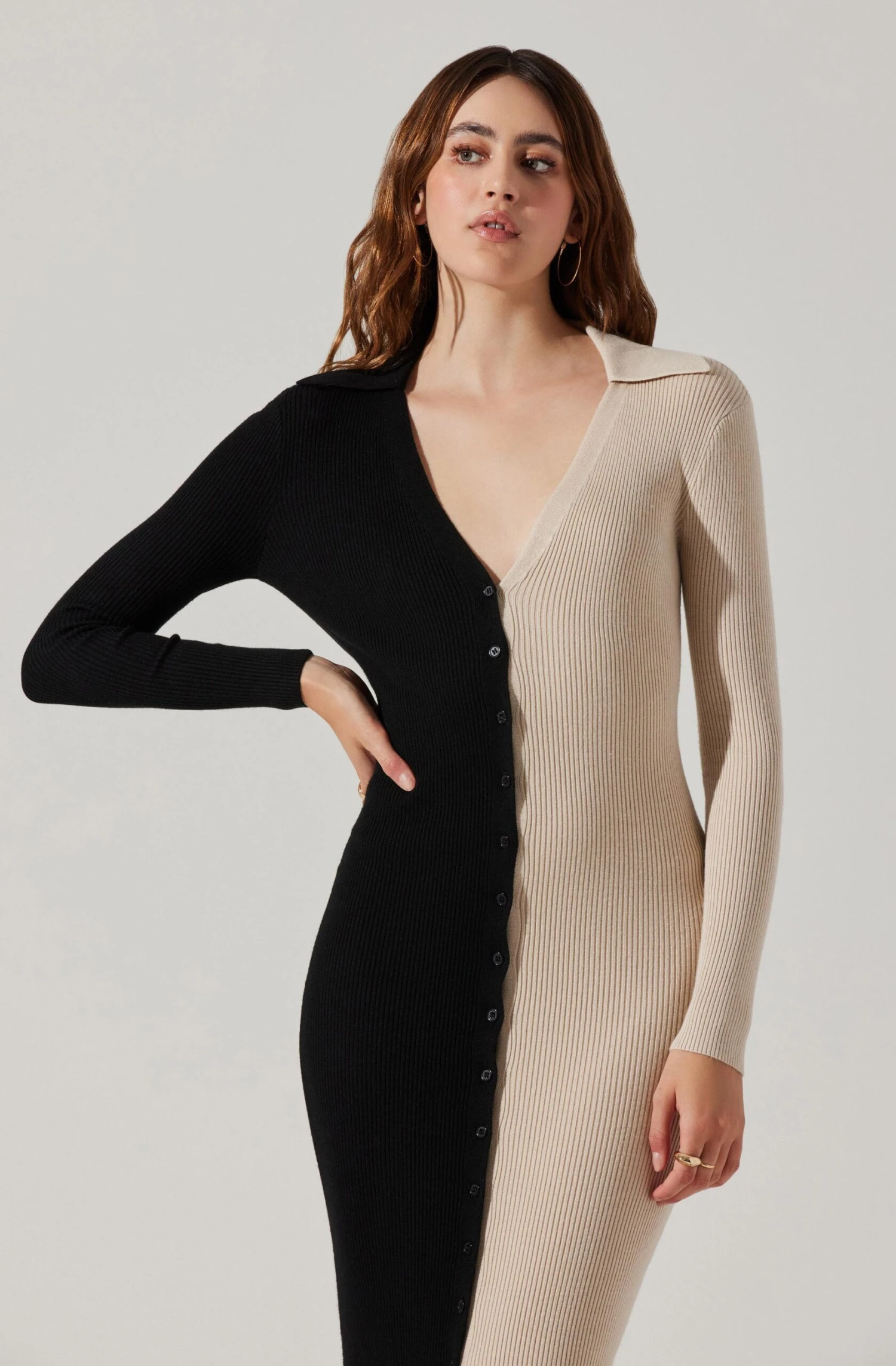 Two Toned Long Sleeve Midi Sweater Dress 2 Two Toned Long Sleeve Midi Sweater Dress - Image 2