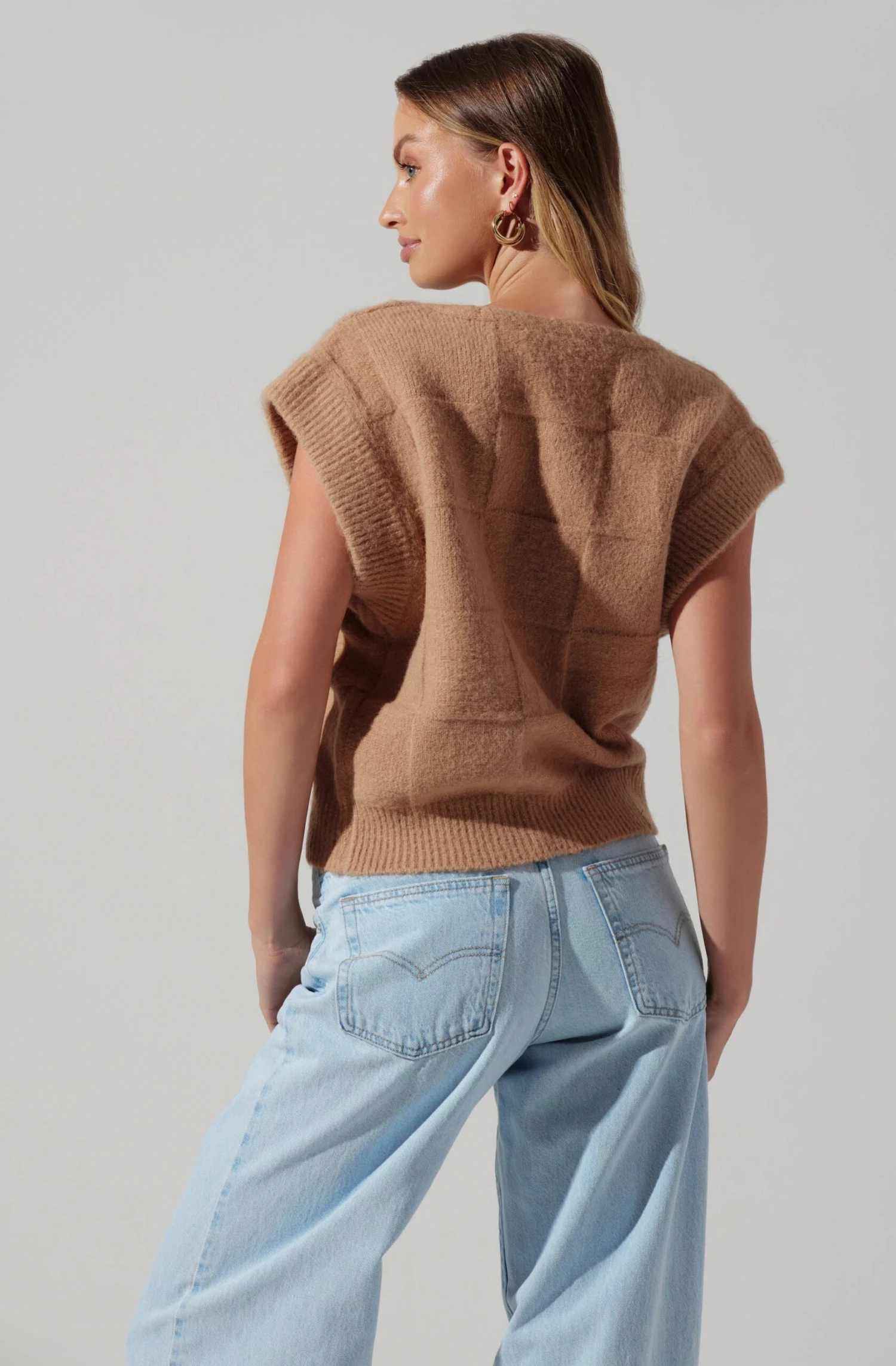 Checkered Sweater Vest 6 Checkered Sweater Vest - Image 6