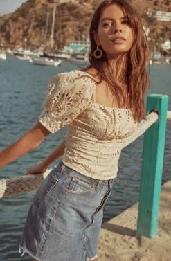 Bondi Eyelet Top