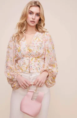 Volume Sleeve Floral Top -Larana Style Shop AT15522 BLUSH TAUPE FLORAL 4 9e45da68 e63b 4f6b 9c5d bb98a81bee84 scaled