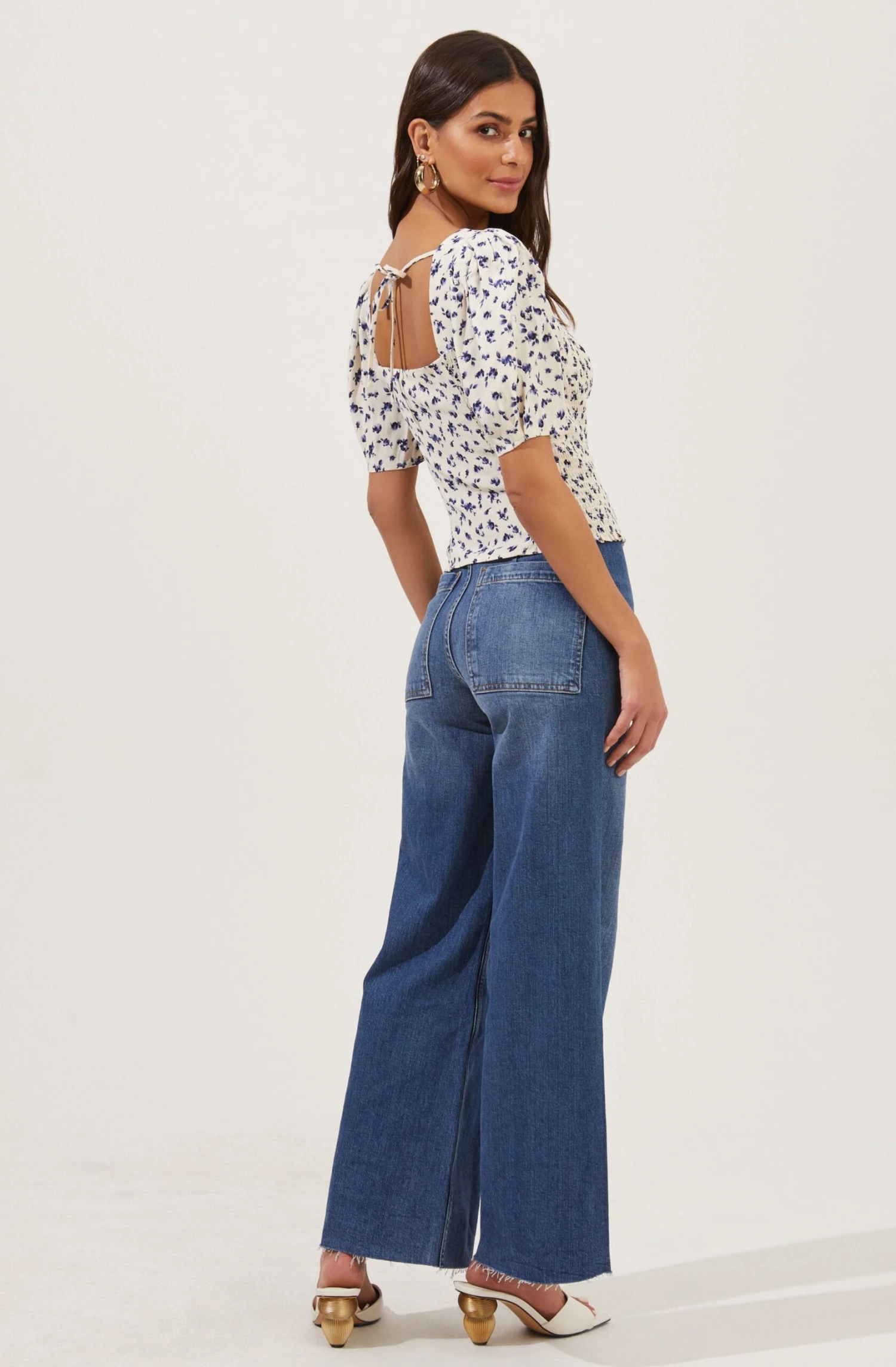 Short Sleeve Sweetheart Neck Top 2 Short Sleeve Sweetheart Neck Top - Image 2