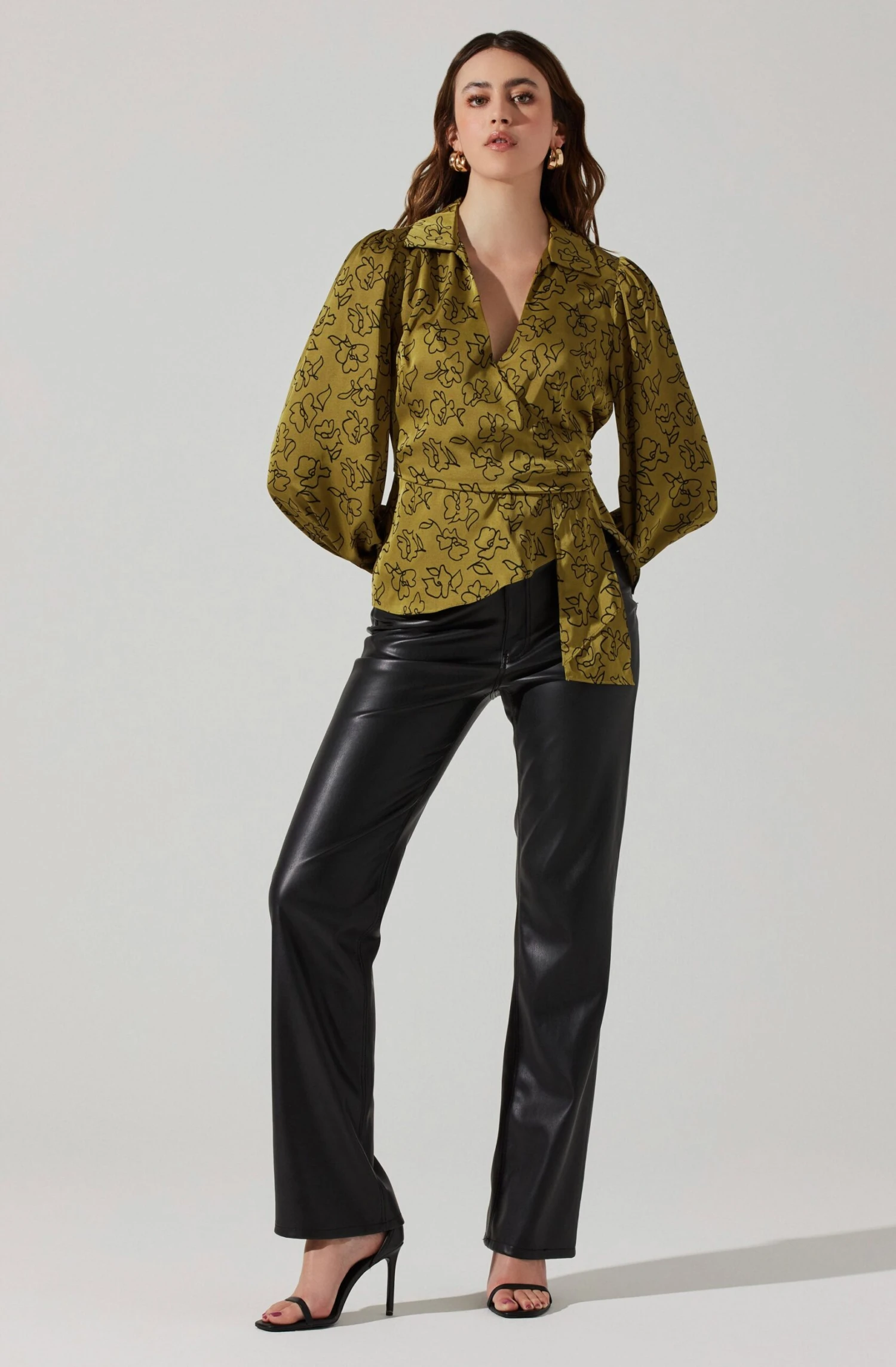 Asymmetrical Collared Floral Wrap Top 4 Asymmetrical Collared Floral Wrap Top - Image 4