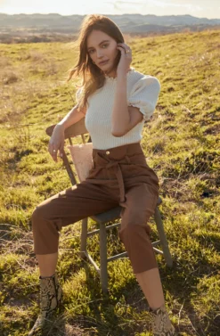 Penelope Pants -Larana Style Shop THP ASTR FW20 PT2 1635 b23d9e51 a393 4434 9498 11a6b75e10b6 scaled